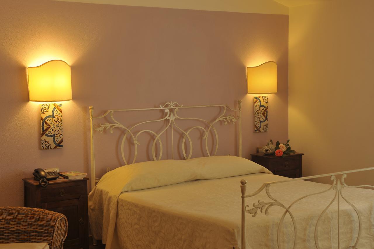 Hotel Villa Pimpina Carloforte  Exteriér fotografie
